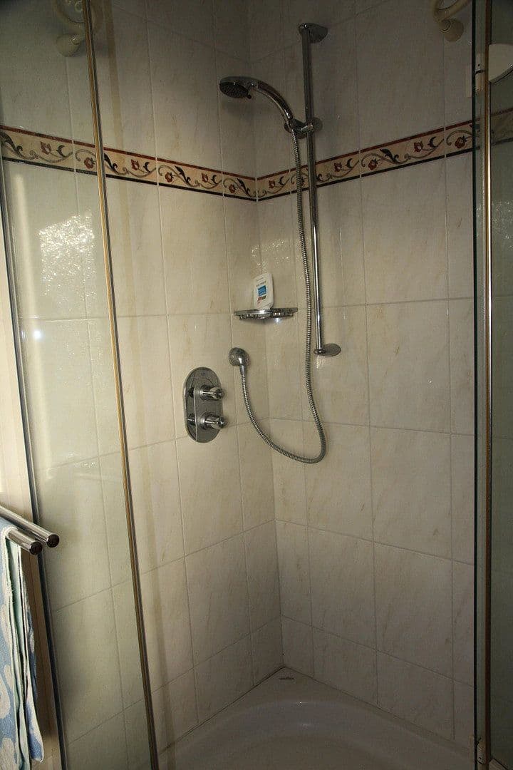 Prodej domu 161 m², pozemek 504 m², Bruchköbel, Hessen Prodej domu 161 m², pozemek 504 m², Bruchköbel, Hessen