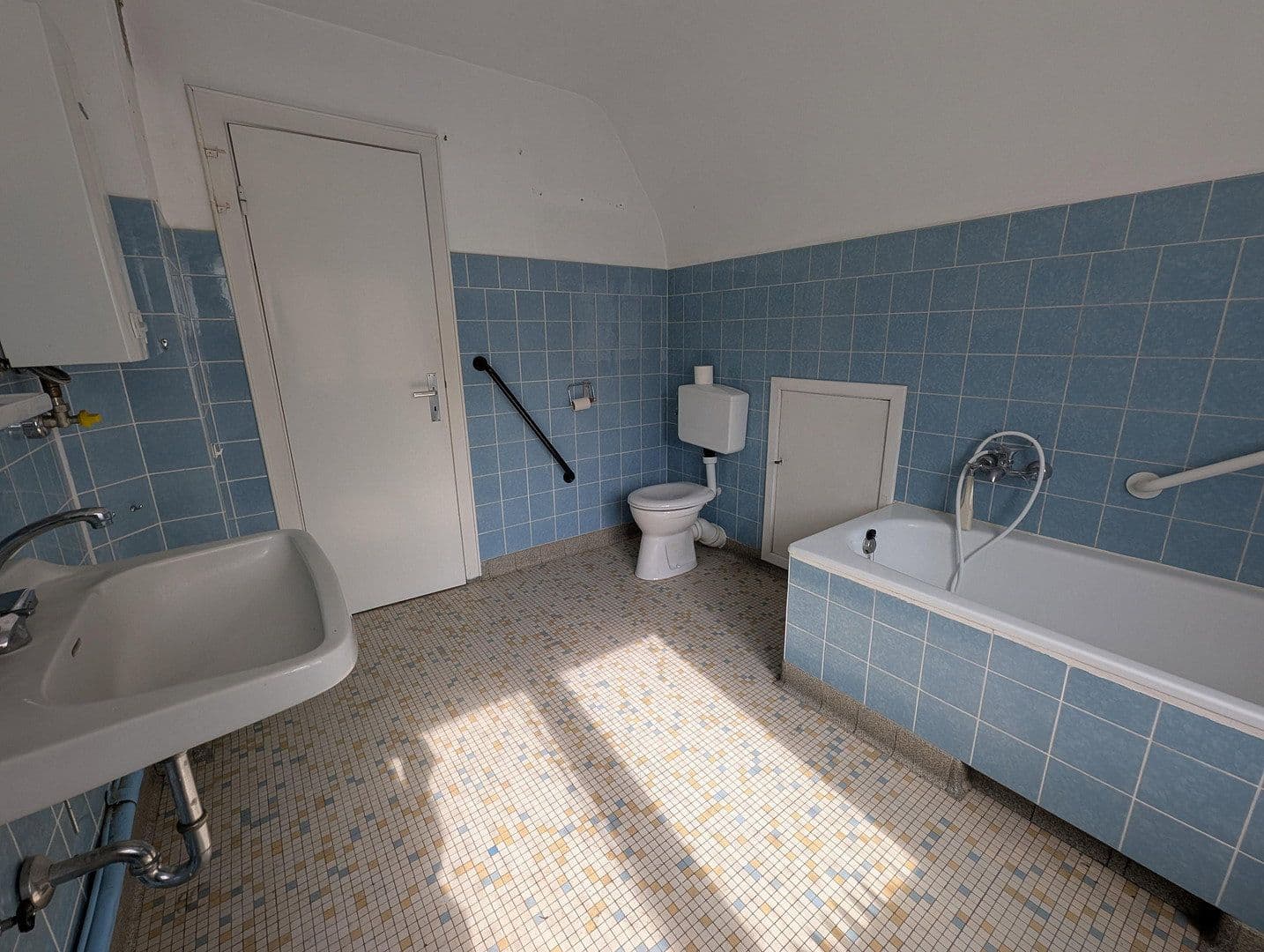 Prodej domu 114 m², pozemek 1.214 m², Ohlstedter Straße 32, Hamburg, Hamburg Prodej domu 114 m², pozemek 1.214 m², Ohlstedter Straße 32, Hamburg, Hamburg