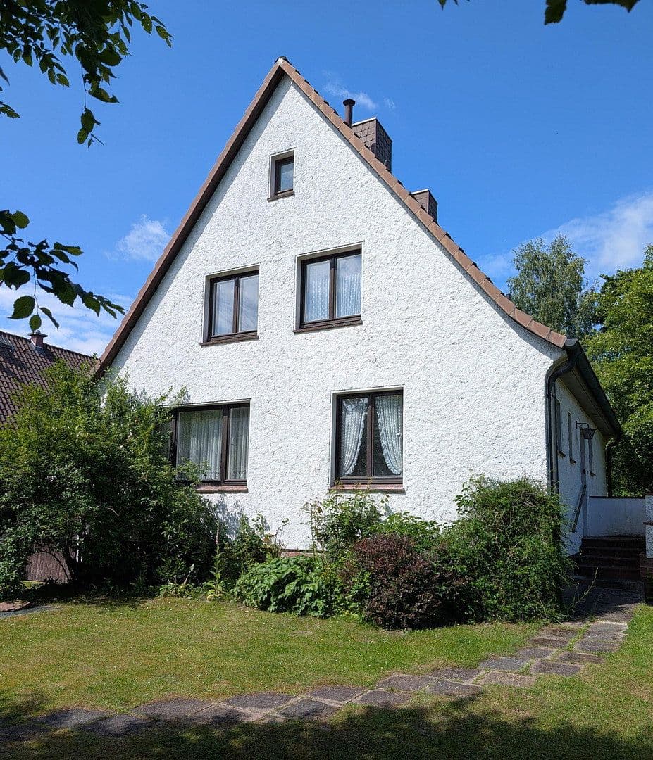 Prodej domu 114 m², pozemek 1.214 m², Ohlstedter Straße 32, Hamburg, Hamburg Prodej domu 114 m², pozemek 1.214 m², Ohlstedter Straße 32, Hamburg, Hamburg