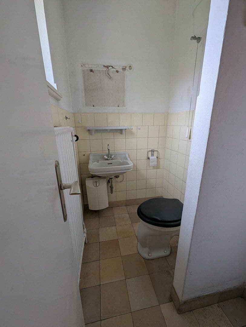 Prodej domu 114 m², pozemek 1.214 m², Ohlstedter Straße 32, Hamburg, Hamburg Prodej domu 114 m², pozemek 1.214 m², Ohlstedter Straße 32, Hamburg, Hamburg