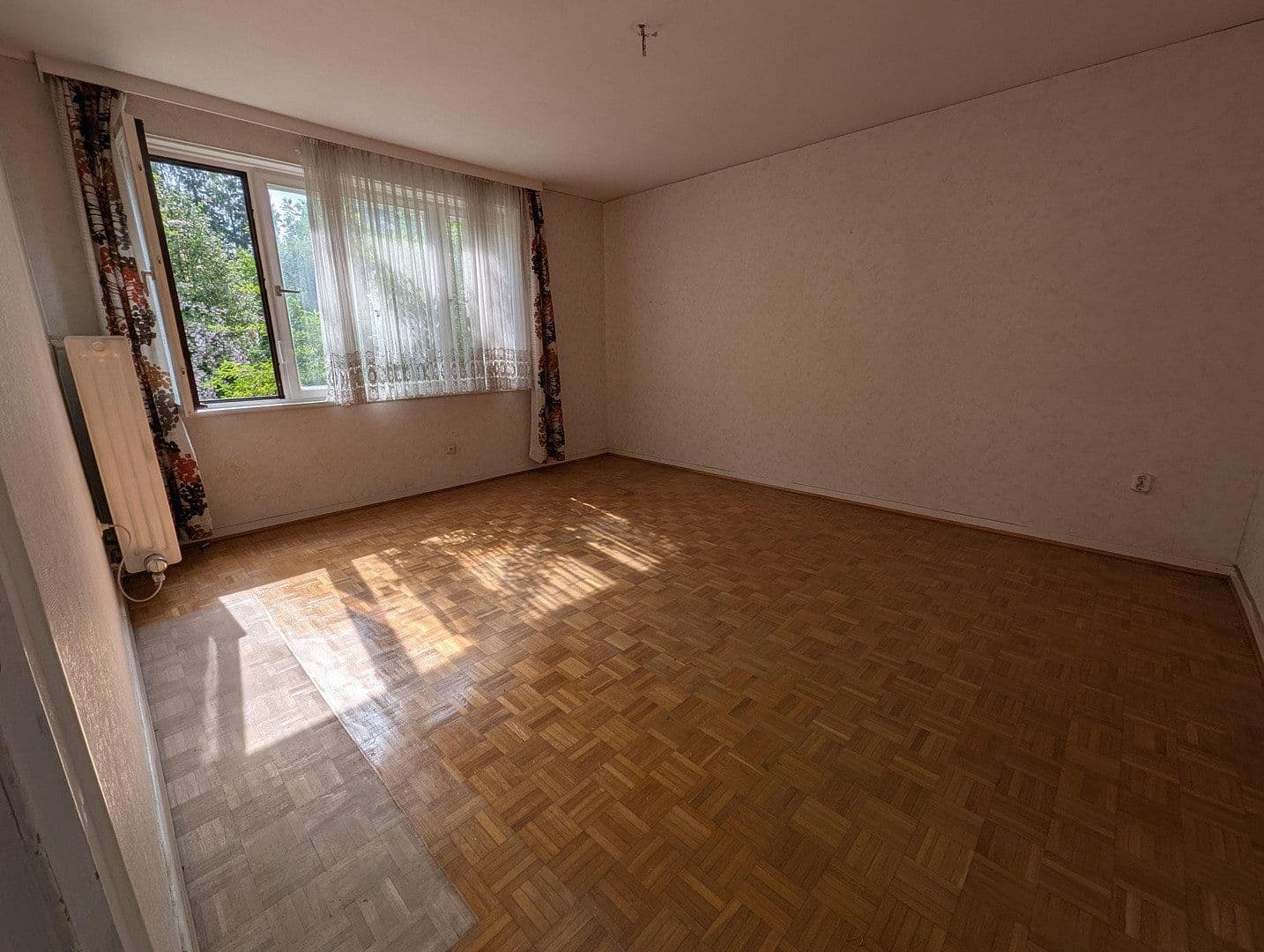 Prodej domu 114 m², pozemek 1.214 m², Ohlstedter Straße 32, Hamburg, Hamburg Prodej domu 114 m², pozemek 1.214 m², Ohlstedter Straße 32, Hamburg, Hamburg