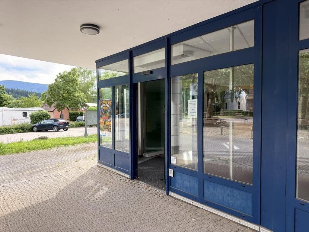 Pronájem kanceláře 108 m², Am Burger Platz 1, Kirchzarten, Bádensko-Württembersko Pronájem kanceláře 108 m², Am Burger Platz 1, Kirchzarten, Bádensko-Württembersko