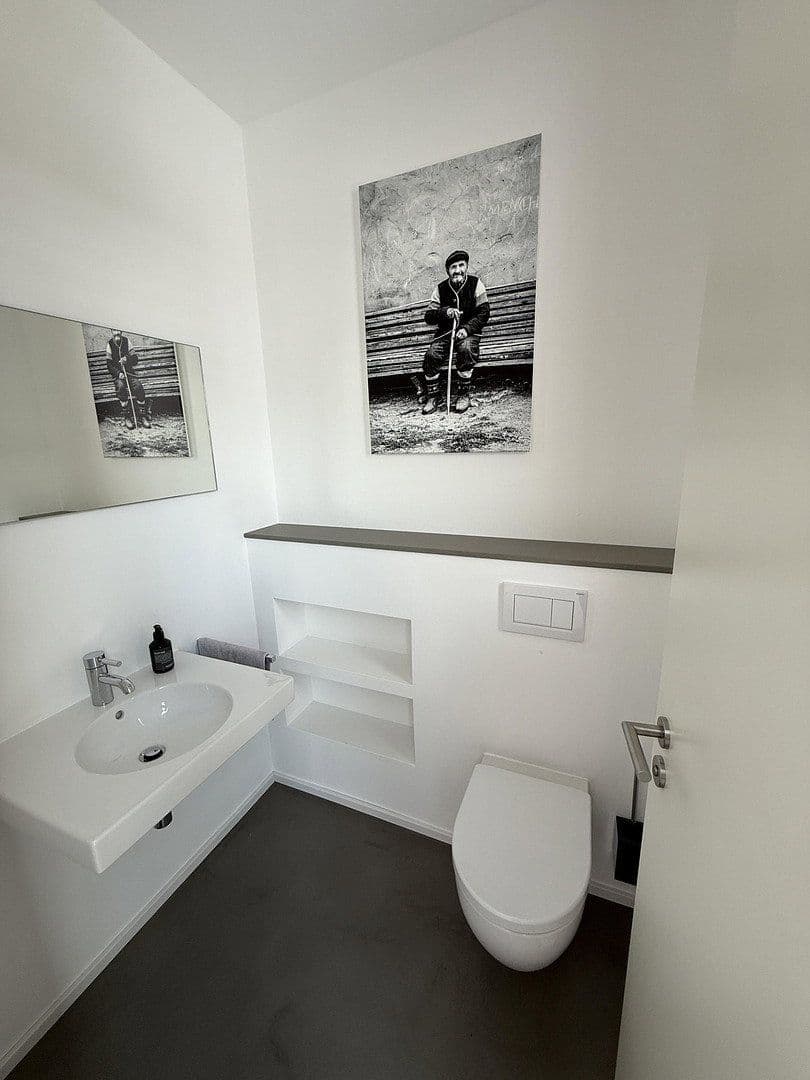 Prodej domu 175 m², pozemek 806 m², Ebelsbach, Bavorsko Prodej domu 175 m², pozemek 806 m², Ebelsbach, Bavorsko