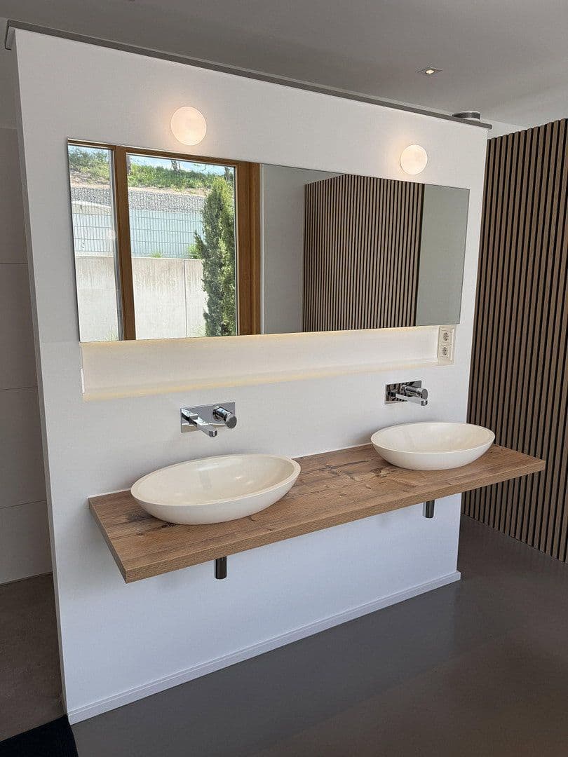 Prodej domu 175 m², pozemek 806 m², Ebelsbach, Bavorsko Prodej domu 175 m², pozemek 806 m², Ebelsbach, Bavorsko