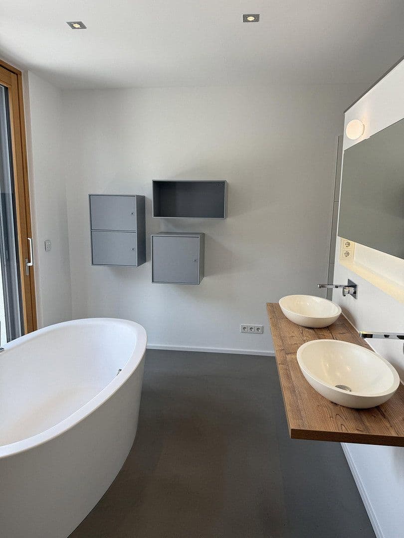 Prodej domu 175 m², pozemek 806 m², Ebelsbach, Bavorsko Prodej domu 175 m², pozemek 806 m², Ebelsbach, Bavorsko