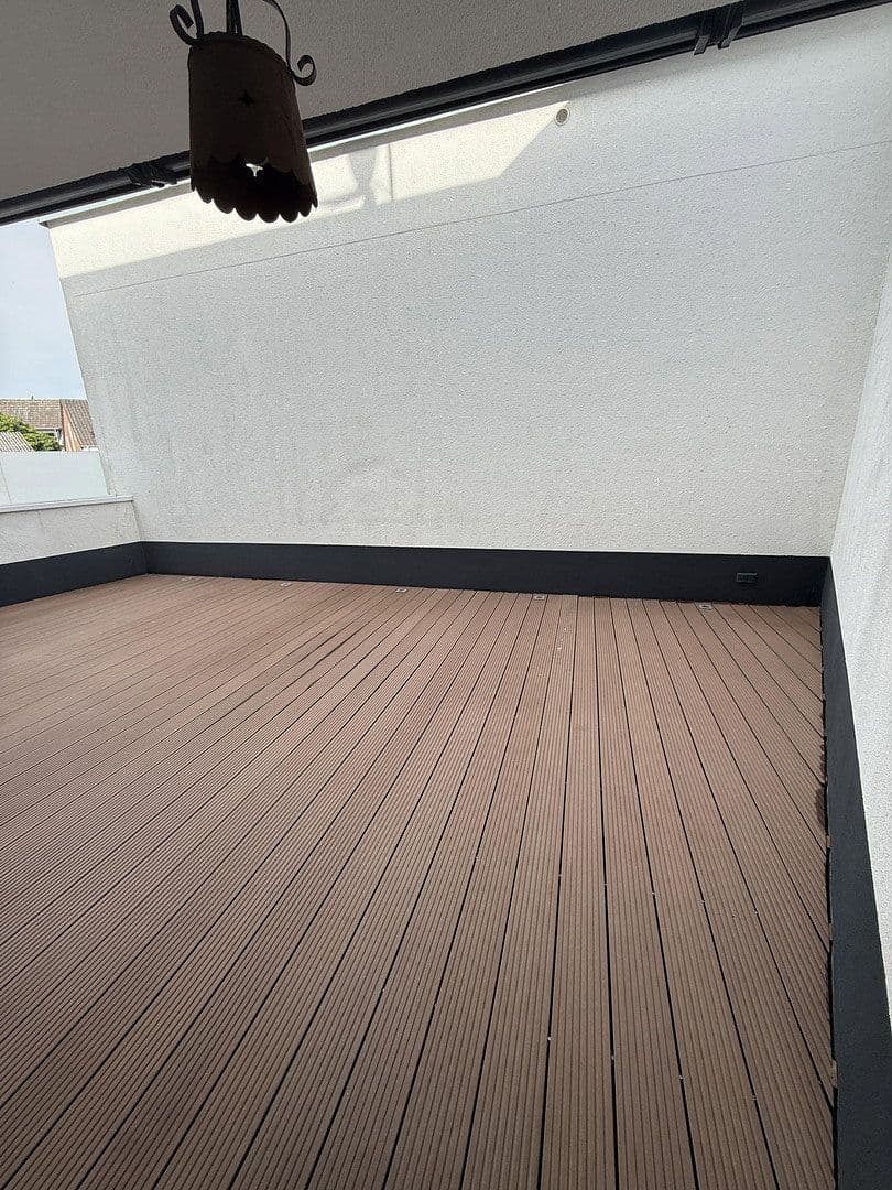 Pronájem bytu 3+1 131 m², Pulheim, Severní Porýní-Vestfálsko Pronájem bytu 3+1 131 m², Pulheim, Severní Porýní-Vestfálsko