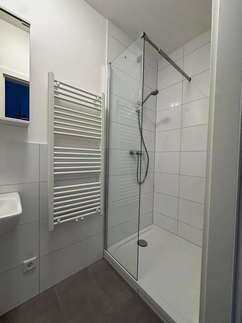 Pronájem bytu 2+1 33 m², Birkenstraße 147, Düsseldorf, Severní Porýní-Vestfálsko Pronájem bytu 2+1 33 m², Birkenstraße 147, Düsseldorf, Severní Porýní-Vestfálsko
