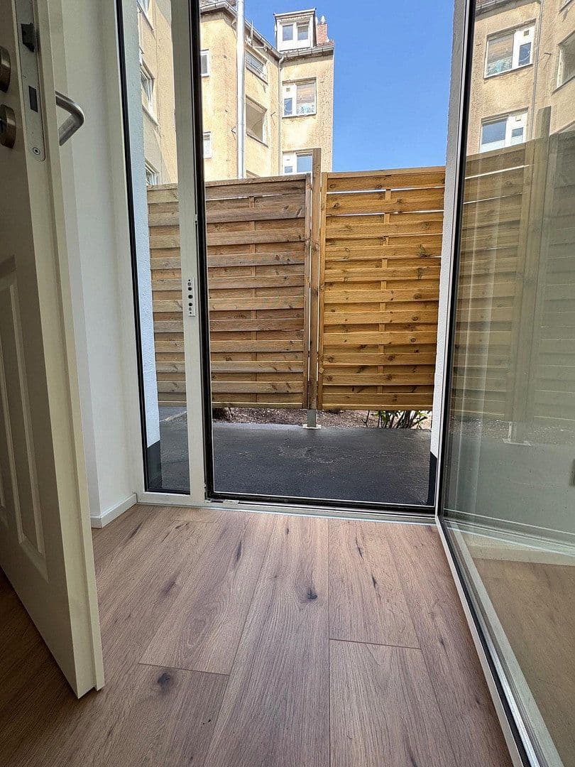 Pronájem bytu 2+1 33 m², Birkenstraße 147, Düsseldorf, Severní Porýní-Vestfálsko Pronájem bytu 2+1 33 m², Birkenstraße 147, Düsseldorf, Severní Porýní-Vestfálsko