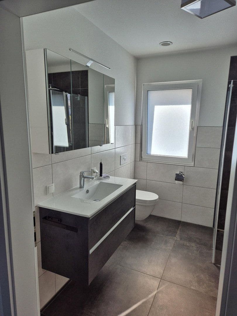 Prodej domu 245 m², pozemek 790 m², Bad Bellingen, Bádensko-Württembersko Prodej domu 245 m², pozemek 790 m², Bad Bellingen, Bádensko-Württembersko