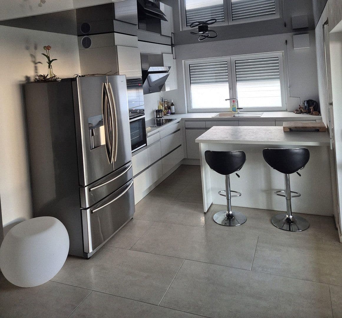 Prodej domu 245 m², pozemek 790 m², Bad Bellingen, Bádensko-Württembersko Prodej domu 245 m², pozemek 790 m², Bad Bellingen, Bádensko-Württembersko