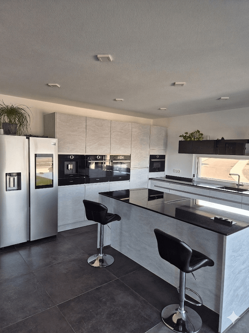 Prodej domu 245 m², pozemek 790 m², Bad Bellingen, Bádensko-Württembersko Prodej domu 245 m², pozemek 790 m², Bad Bellingen, Bádensko-Württembersko