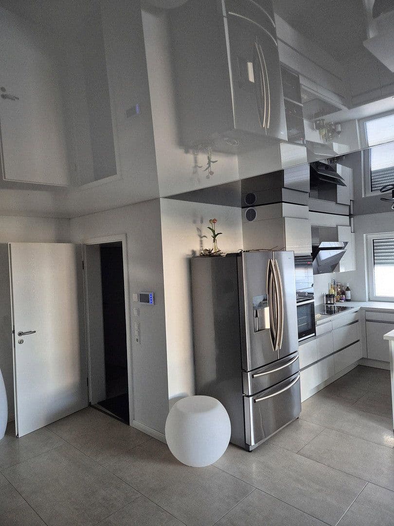 Prodej domu 245 m², pozemek 790 m², Bad Bellingen, Bádensko-Württembersko Prodej domu 245 m², pozemek 790 m², Bad Bellingen, Bádensko-Württembersko