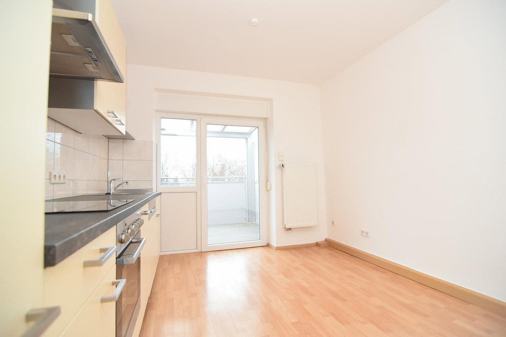 Prodej domu 478 m², pozemek 297 m², Nürnberger Str. 180, Fürth, Bavorsko Prodej domu 478 m², pozemek 297 m², Nürnberger Str. 180, Fürth, Bavorsko
