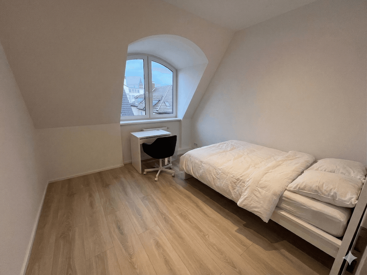Prodej bytu 6+1 146 m², Stuttgart, Bádensko-Württembersko Prodej bytu 6+1 146 m², Stuttgart, Bádensko-Württembersko