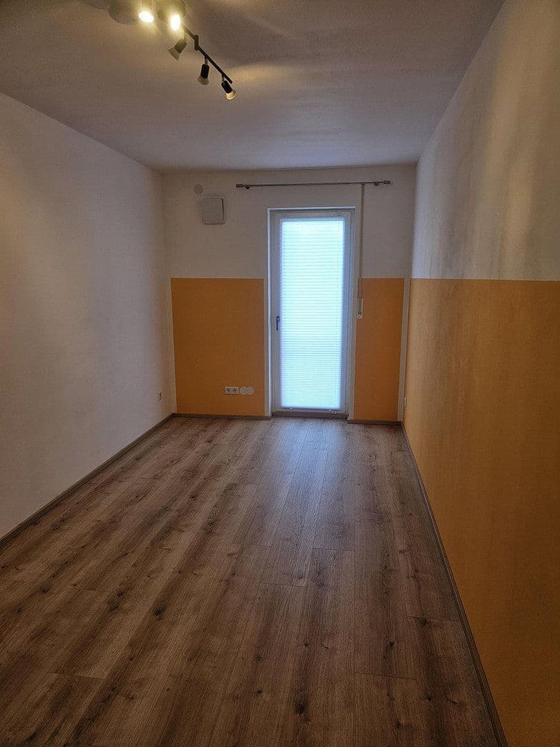 Prodej bytu 7+1 210 m², Burgthann, Bavorsko Prodej bytu 7+1 210 m², Burgthann, Bavorsko