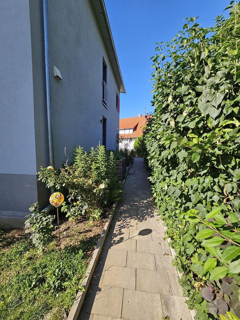 Prodej bytu 7+1 210 m², Burgthann, Bavorsko Prodej bytu 7+1 210 m², Burgthann, Bavorsko