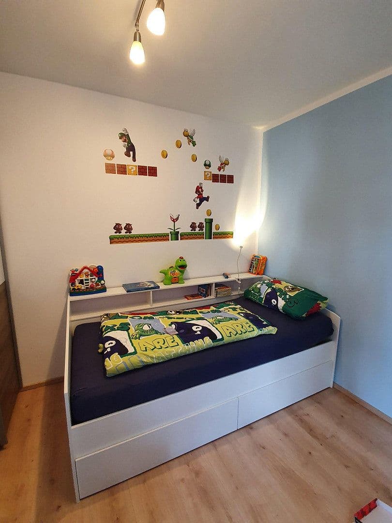 Prodej bytu 7+1 210 m², Burgthann, Bavorsko Prodej bytu 7+1 210 m², Burgthann, Bavorsko
