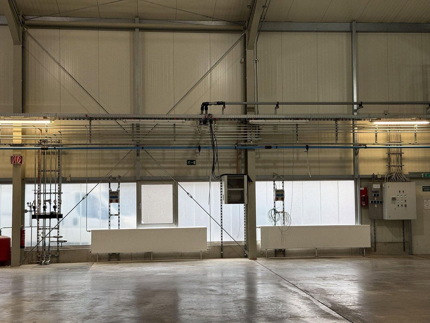 Pronájem nebytového prostoru 588 m², Mühllach 11, Röthenbach an der Pegnitz, Bavorsko Pronájem nebytového prostoru 588 m², Mühllach 11, Röthenbach an der Pegnitz, Bavorsko
