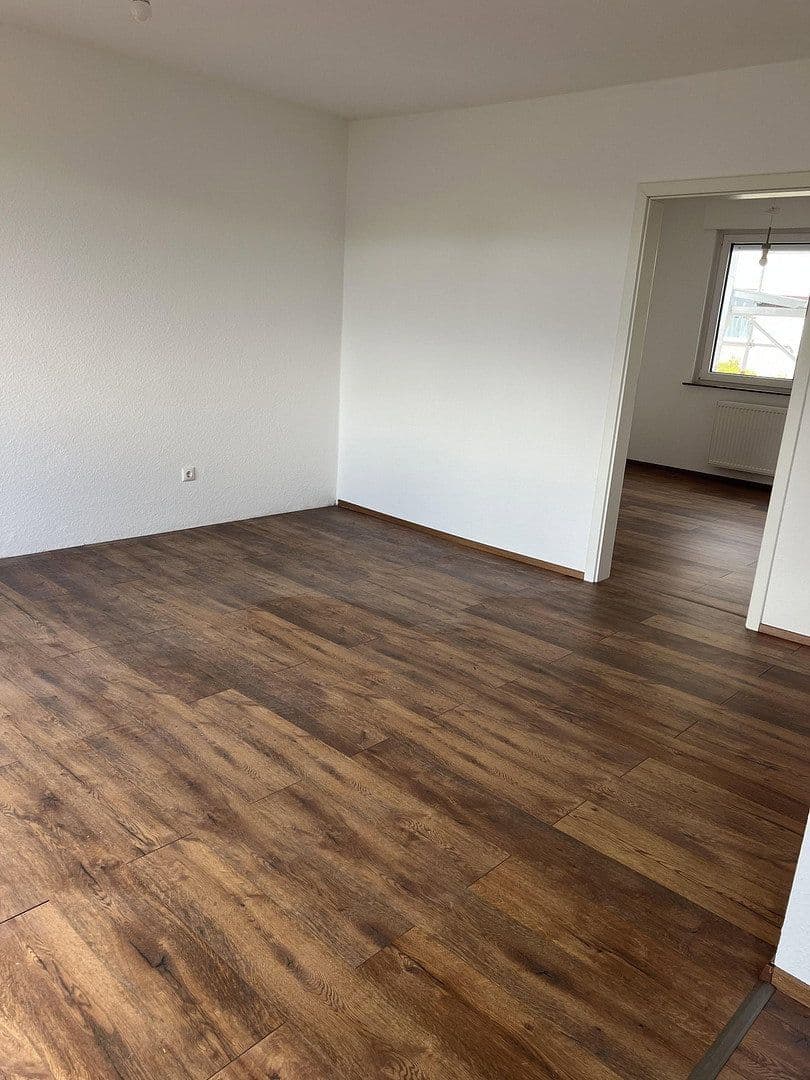 Pronájem bytu 3+kk 105 m², v.d. Leyenstr. 18, Nickenich, Porýní-Falc Pronájem bytu 3+kk 105 m², v.d. Leyenstr. 18, Nickenich, Porýní-Falc