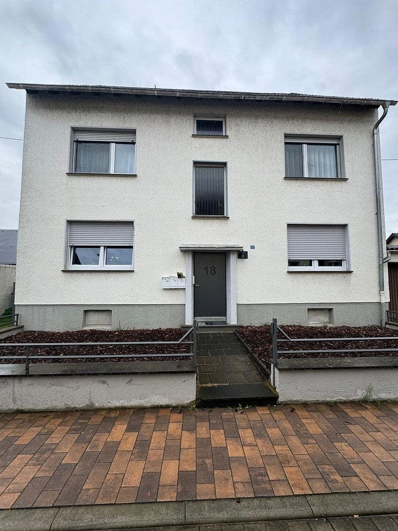Pronájem bytu 3+kk 105 m², v.d. Leyenstr. 18, Nickenich, Porýní-Falc Pronájem bytu 3+kk 105 m², v.d. Leyenstr. 18, Nickenich, Porýní-Falc