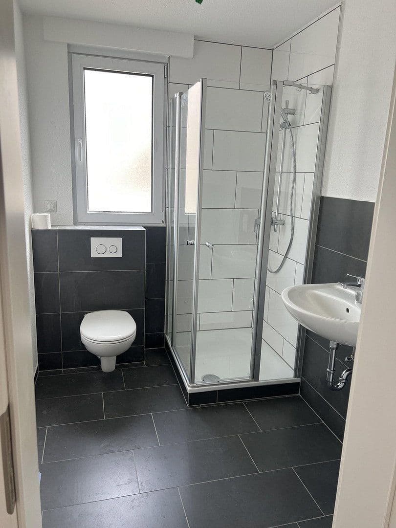 Pronájem bytu 3+kk 105 m², v.d. Leyenstr. 18, Nickenich, Porýní-Falc Pronájem bytu 3+kk 105 m², v.d. Leyenstr. 18, Nickenich, Porýní-Falc