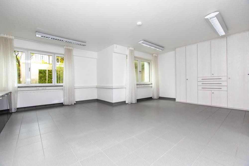Prodej domu 698 m², pozemek 856 m², Düsseldorf, Severní Porýní-Vestfálsko Prodej domu 698 m², pozemek 856 m², Düsseldorf, Severní Porýní-Vestfálsko