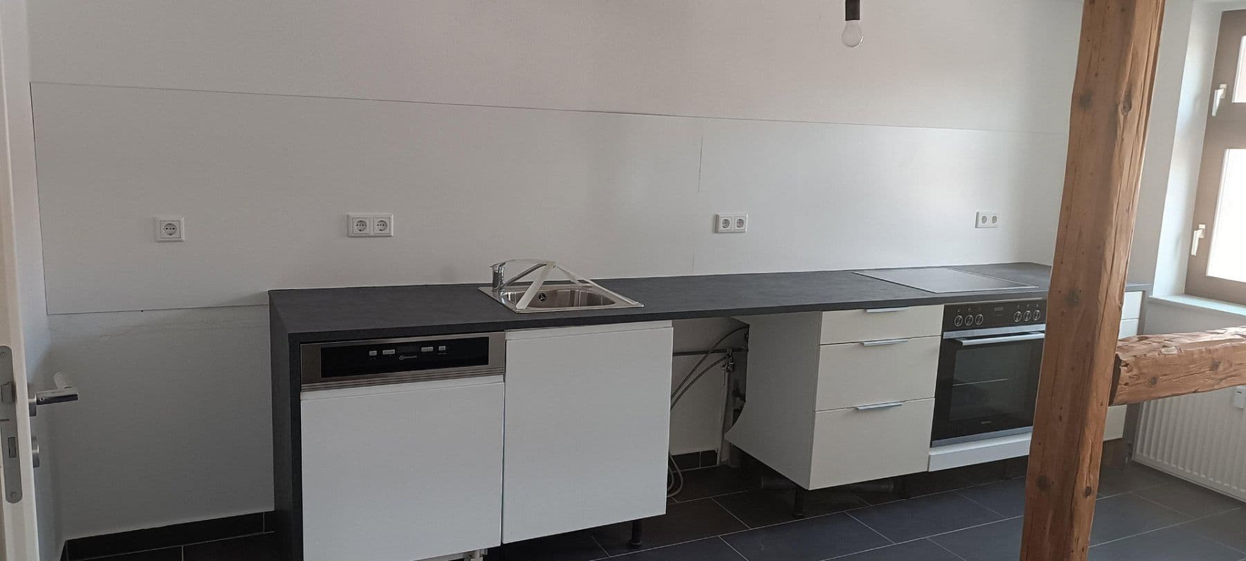 Pronájem bytu 2+1 37 m², Dessauer Str. 66, Aken (Elbe), Sasko-Anhaltsko Pronájem bytu 2+1 37 m², Dessauer Str. 66, Aken (Elbe), Sasko-Anhaltsko