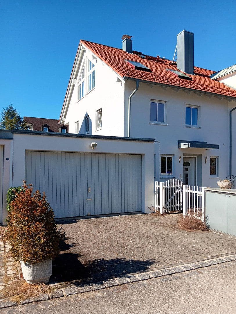 Prodej domu 192 m², pozemek 400 m², Pullach, Bavorsko Prodej domu 192 m², pozemek 400 m², Pullach, Bavorsko