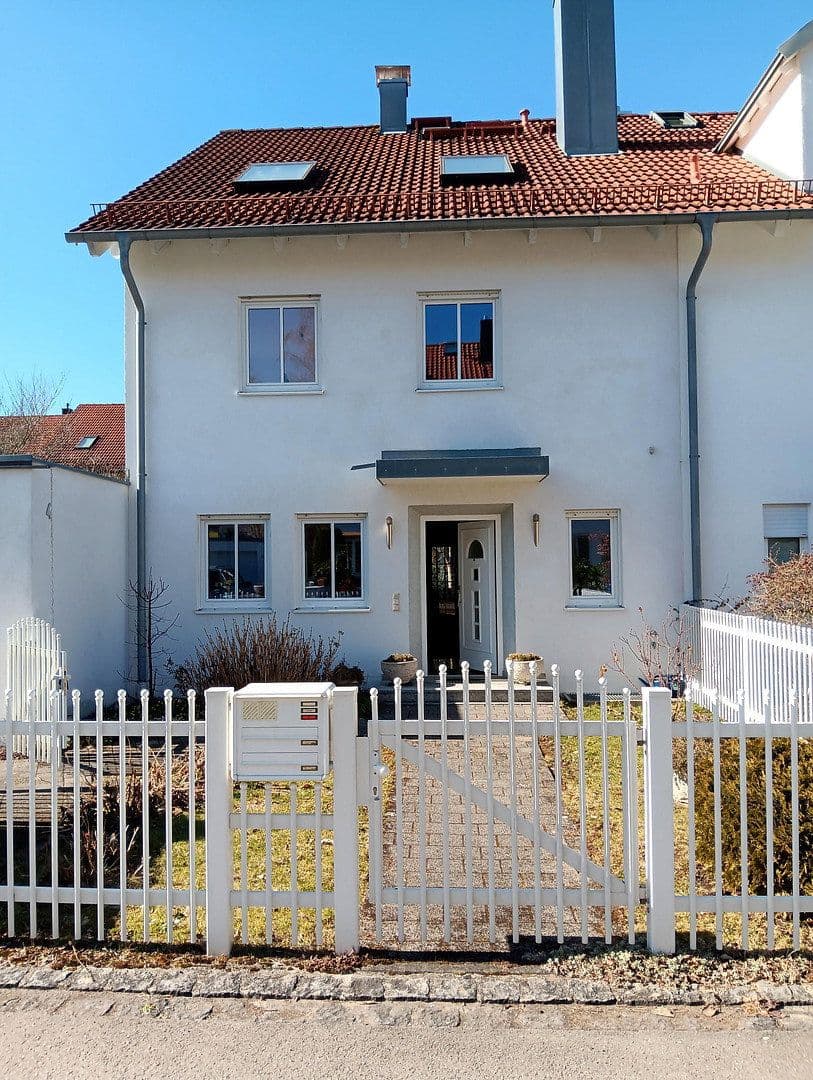 Prodej domu 192 m², pozemek 400 m², Pullach, Bavorsko Prodej domu 192 m², pozemek 400 m², Pullach, Bavorsko