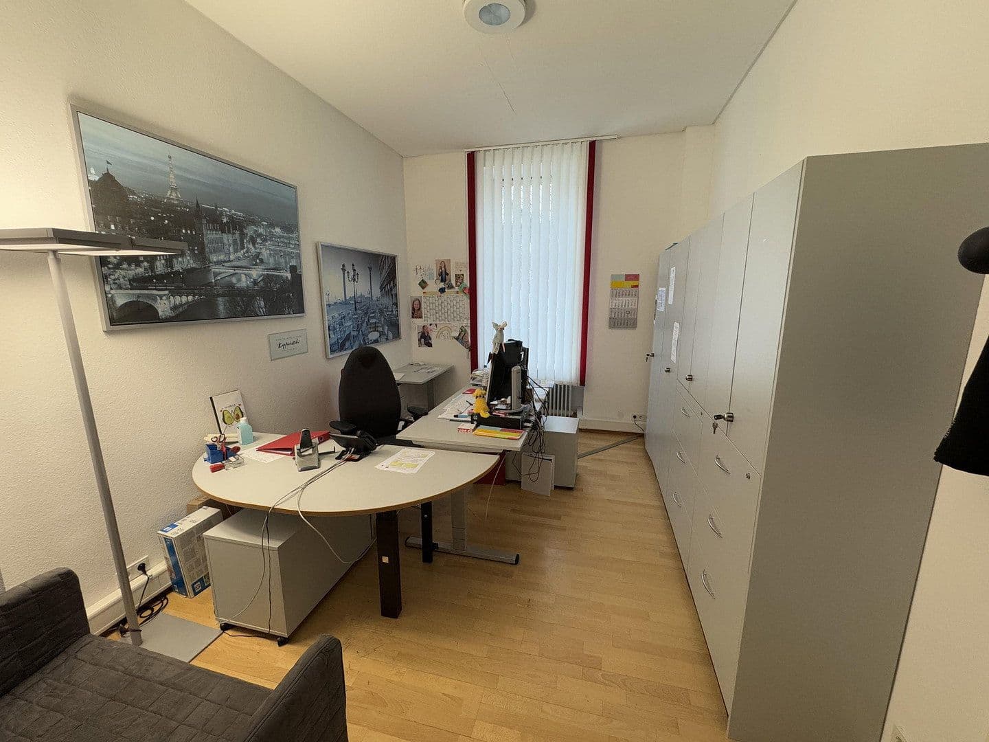 Pronájem kanceláře 130 m², Baden-Baden, Bádensko-Württembersko Pronájem kanceláře 130 m², Baden-Baden, Bádensko-Württembersko