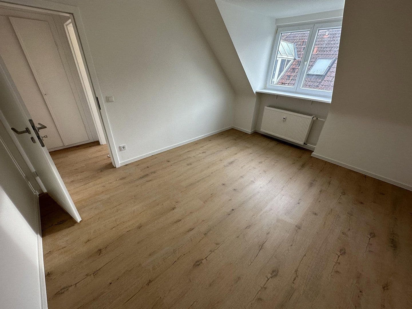 Pronájem bytu 3+1 83 m², Rotwasserstraße, Aschaffenburg, Bavorsko Pronájem bytu 3+1 83 m², Rotwasserstraße, Aschaffenburg, Bavorsko