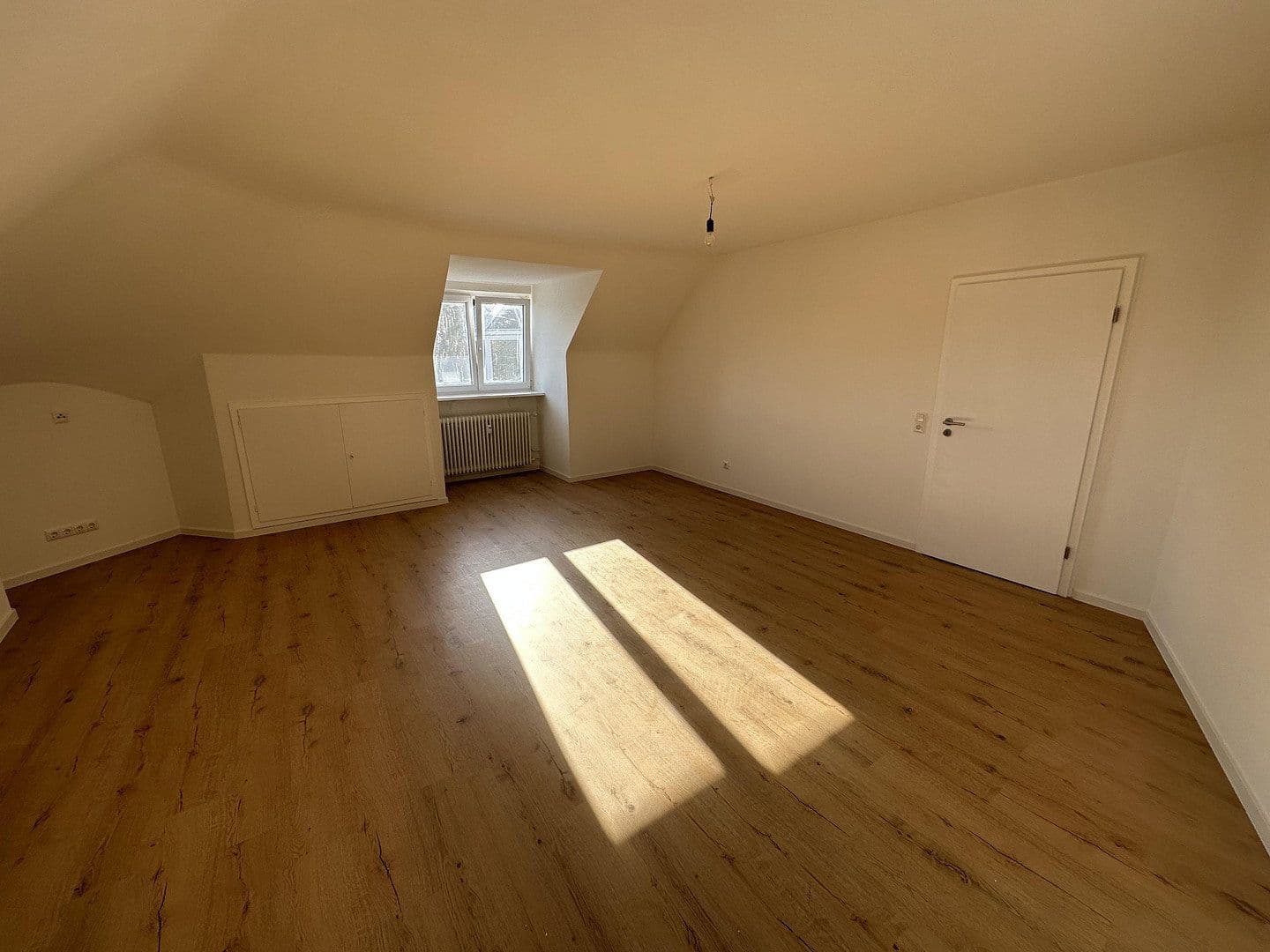Pronájem bytu 3+1 83 m², Rotwasserstraße, Aschaffenburg, Bavorsko Pronájem bytu 3+1 83 m², Rotwasserstraße, Aschaffenburg, Bavorsko