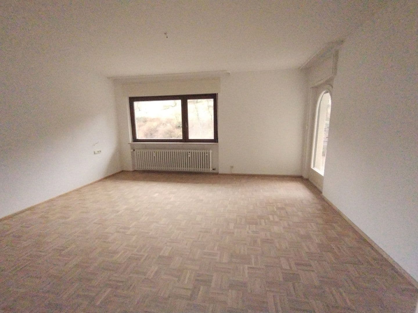 Pronájem bytu 4+1 130 m², Schwimmbadstraße 7, Bad Herrenalb, Bádensko-Württembersko Pronájem bytu 4+1 130 m², Schwimmbadstraße 7, Bad Herrenalb, Bádensko-Württembersko