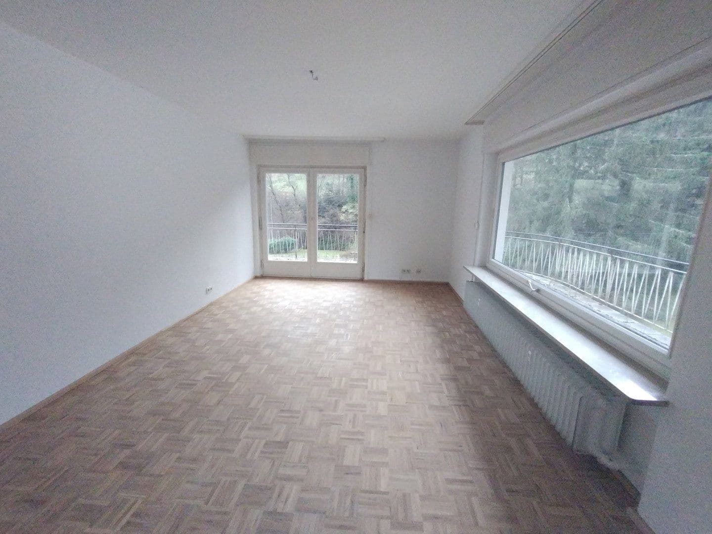 Pronájem bytu 4+1 130 m², Schwimmbadstraße 7, Bad Herrenalb, Bádensko-Württembersko Pronájem bytu 4+1 130 m², Schwimmbadstraße 7, Bad Herrenalb, Bádensko-Württembersko