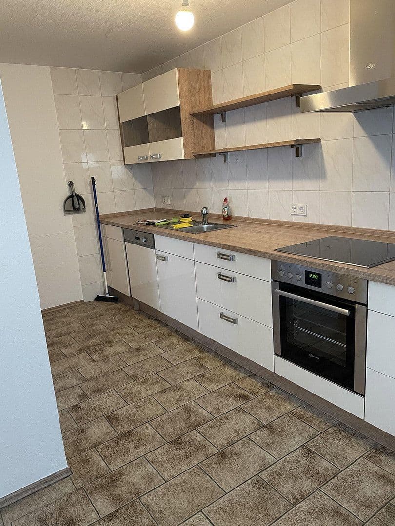 Pronájem bytu 2+1 76 m², Seestraße 14, Pottum, Porýní-Falc Pronájem bytu 2+1 76 m², Seestraße 14, Pottum, Porýní-Falc