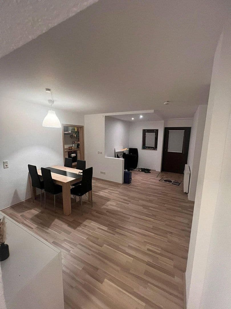 Pronájem bytu 2+1 76 m², Seestraße 14, Pottum, Porýní-Falc Pronájem bytu 2+1 76 m², Seestraße 14, Pottum, Porýní-Falc