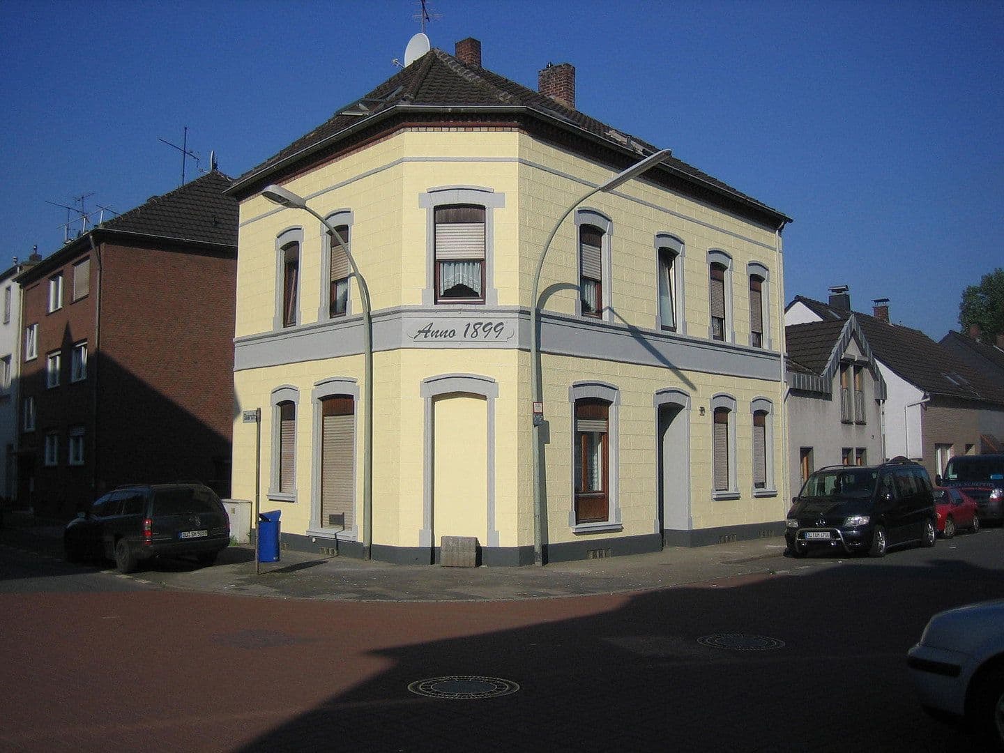 Pronájem bytu 3+1 76 m², Viktoriastr.27, Duisburg, Severní Porýní-Vestfálsko Pronájem bytu 3+1 76 m², Viktoriastr.27, Duisburg, Severní Porýní-Vestfálsko