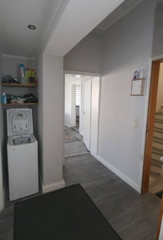 Pronájem bytu 3+1 76 m², Viktoriastr.27, Duisburg, Severní Porýní-Vestfálsko Pronájem bytu 3+1 76 m², Viktoriastr.27, Duisburg, Severní Porýní-Vestfálsko