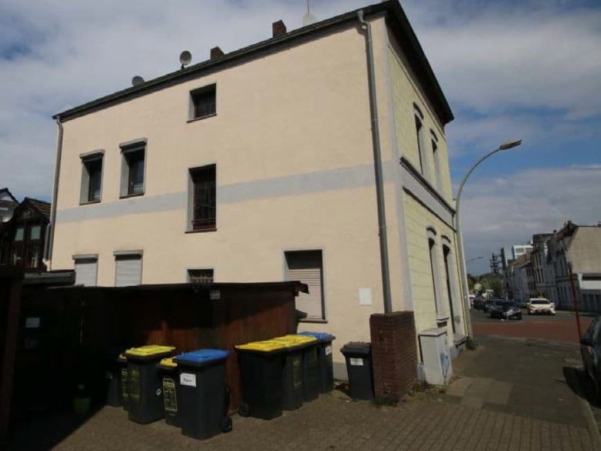 Pronájem bytu 3+1 76 m², Viktoriastr.27, Duisburg, Severní Porýní-Vestfálsko Pronájem bytu 3+1 76 m², Viktoriastr.27, Duisburg, Severní Porýní-Vestfálsko
