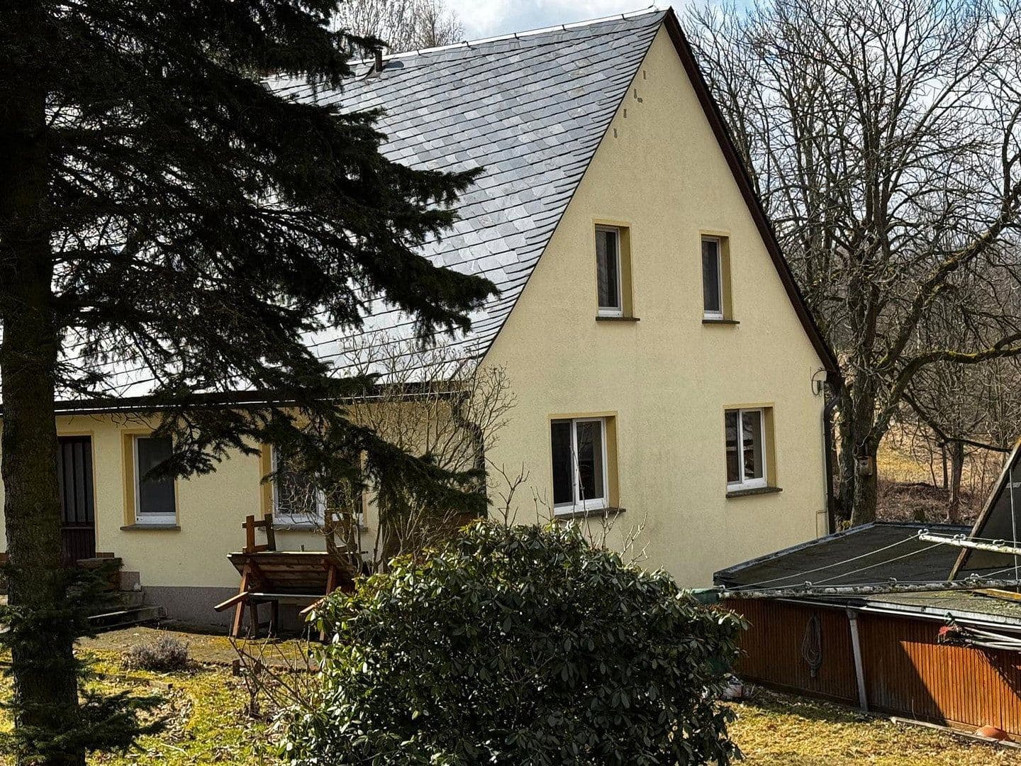 Prodej domu 140 m², pozemek 2.900 m², Neuhausen/Erzgebirge, Sasko Prodej domu 140 m², pozemek 2.900 m², Neuhausen/Erzgebirge, Sasko