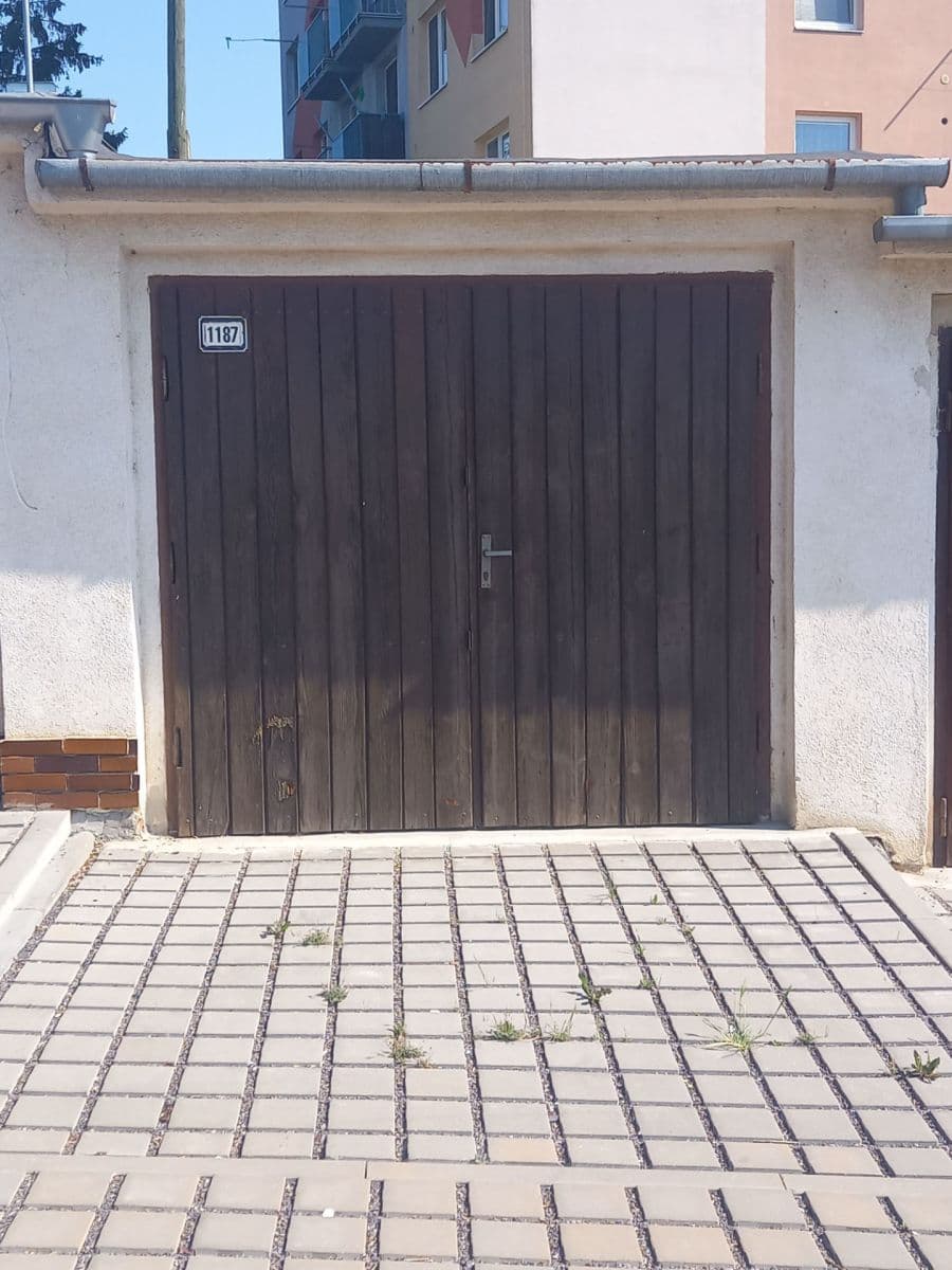 Prodej garáže 21 m², Na Kopečku, Dobšice, Jihomoravský kraj Prodej garáže 21 m², Na Kopečku, Dobšice, Jihomoravský kraj
