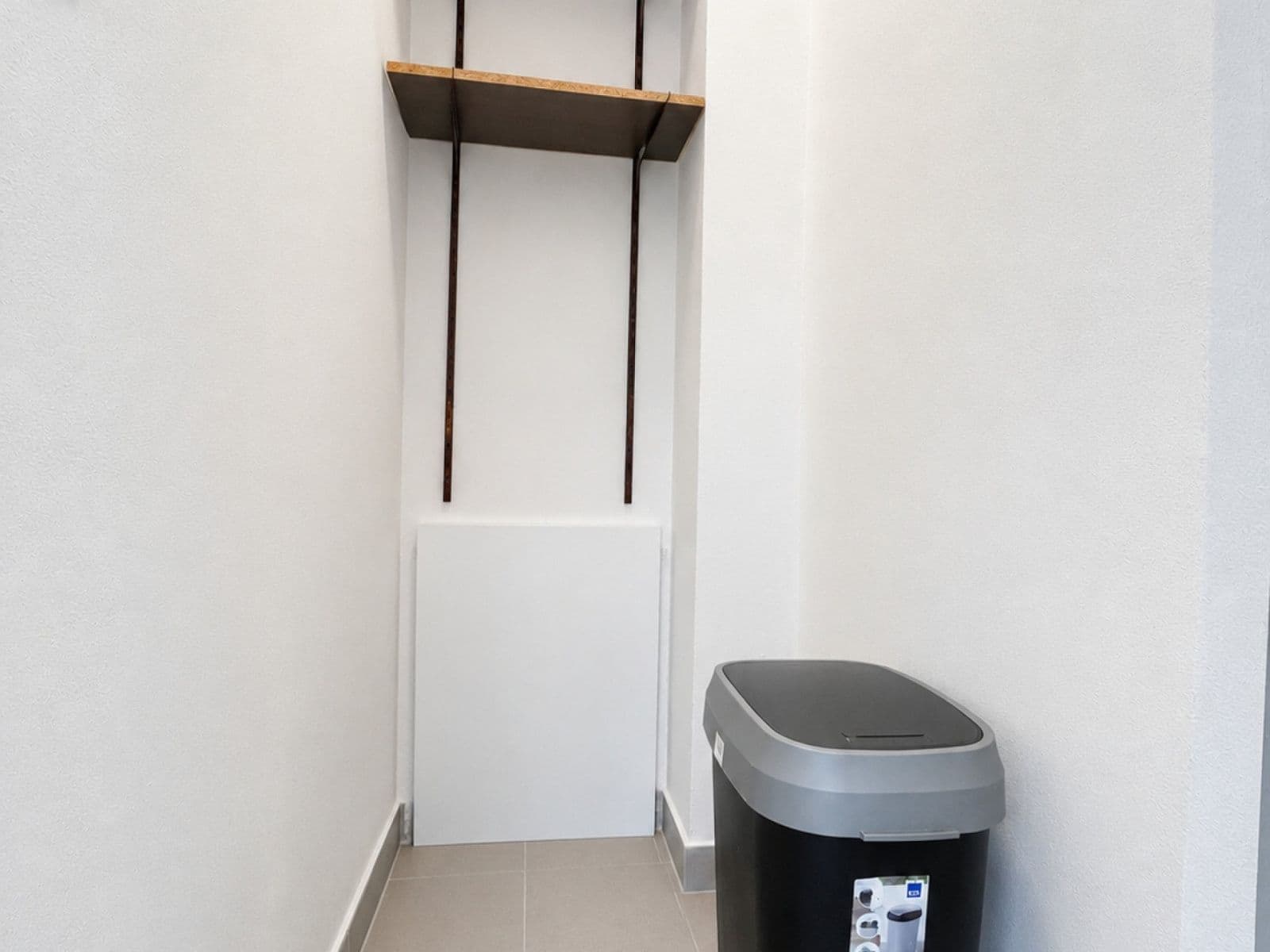 Pronájem bytu 2+1 55 m², Vlhká, Brno, Jihomoravský kraj Pronájem bytu 2+1 55 m², Vlhká, Brno, Jihomoravský kraj
