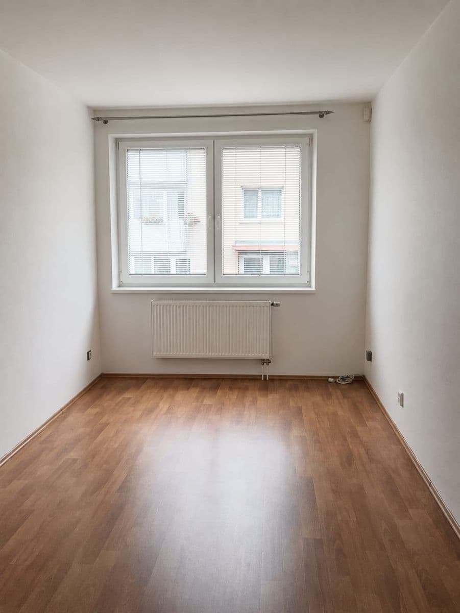 Pronájem bytu 3+kk 60 m², Herlíkovická, Praha, Praha Pronájem bytu 3+kk 60 m², Herlíkovická, Praha, Praha