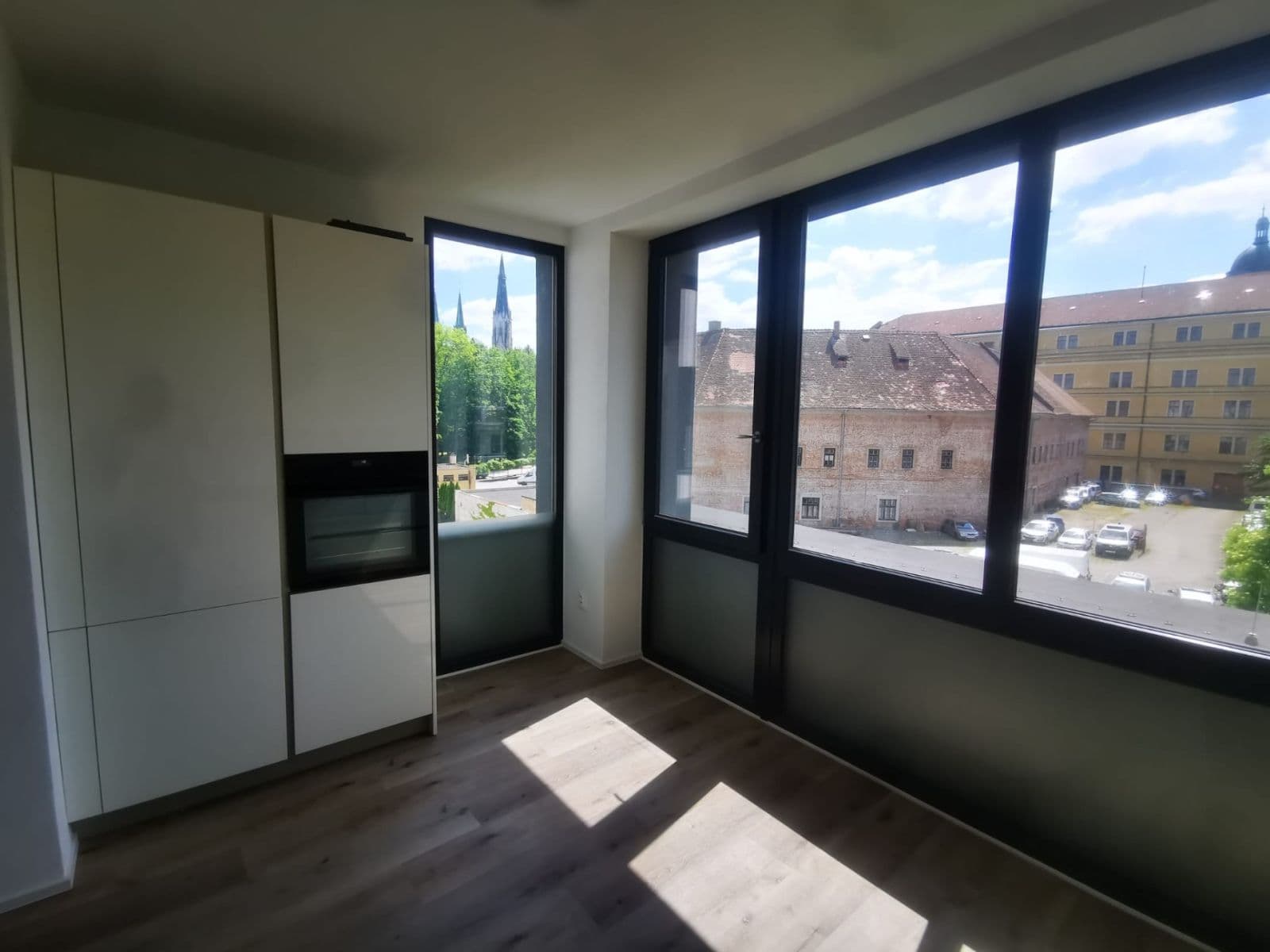 Pronájem bytu 2+kk 67 m², Dobrovského, Olomouc, Olomoucký kraj Pronájem bytu 2+kk 67 m², Dobrovského, Olomouc, Olomoucký kraj