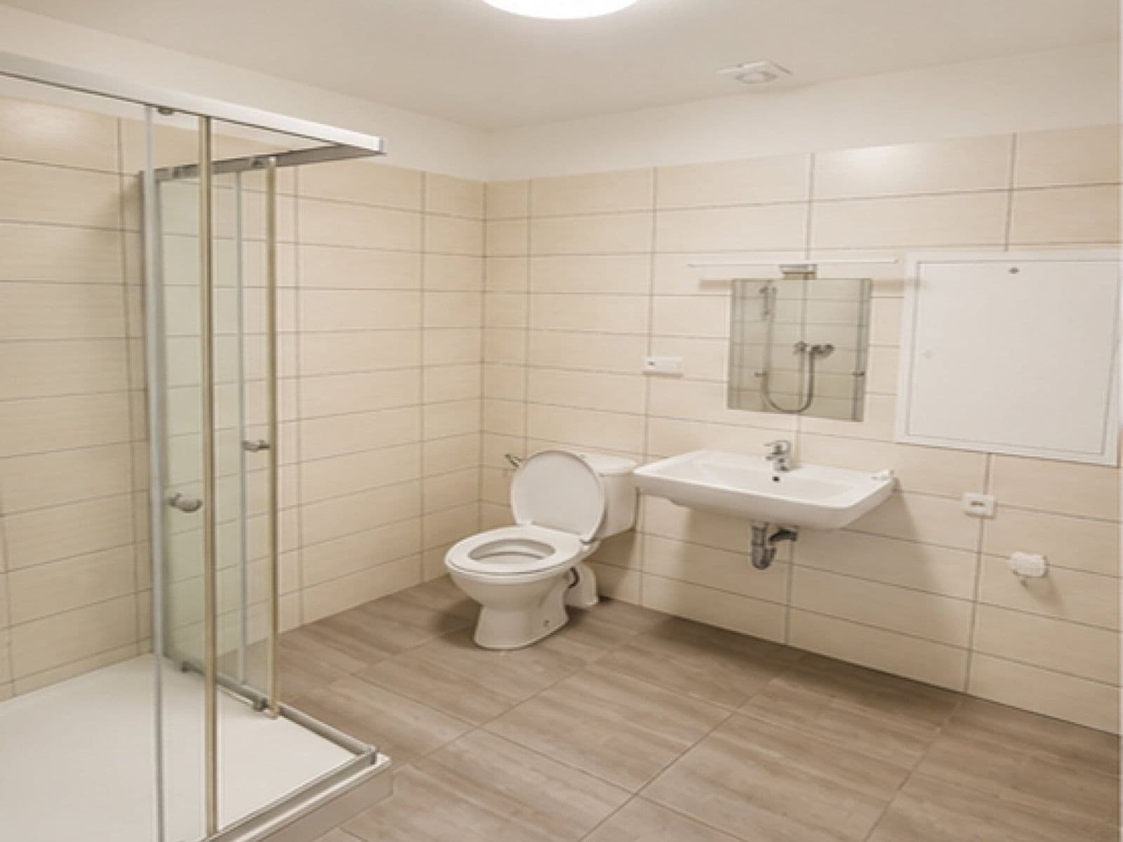 Pronájem bytu 1+1 44 m², Vlhká, Brno, Jihomoravský kraj Pronájem bytu 1+1 44 m², Vlhká, Brno, Jihomoravský kraj