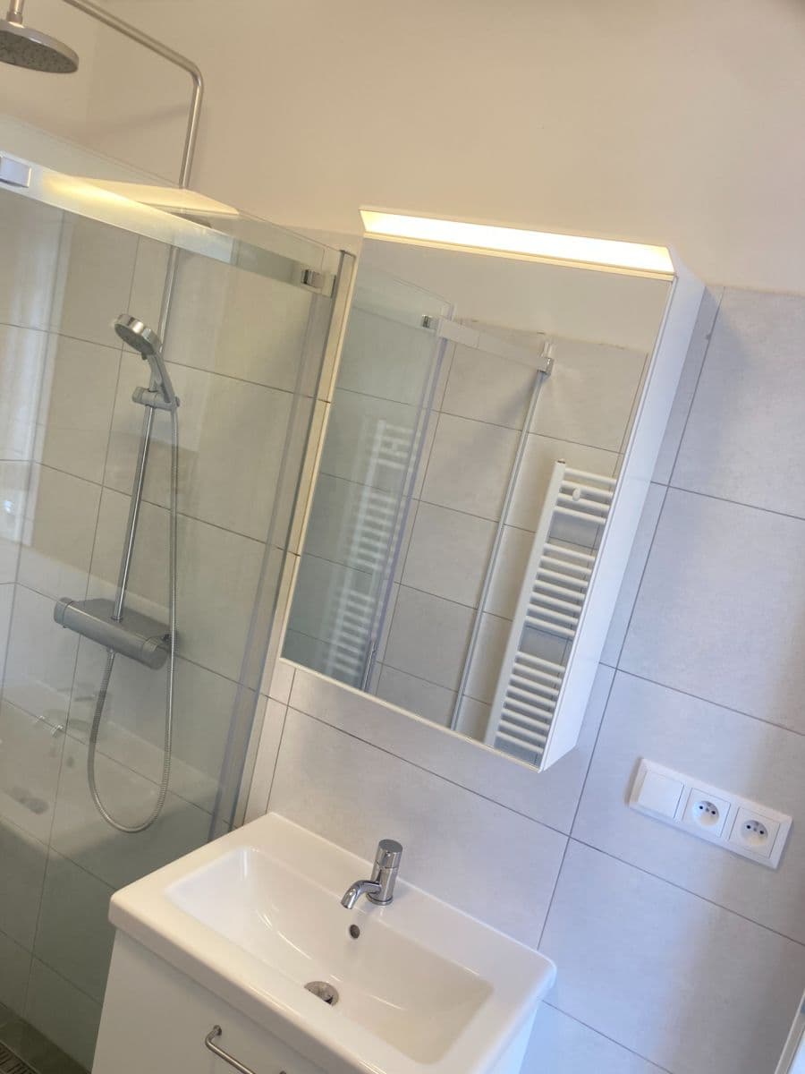 Pronájem bytu 1+1 38 m², Veleslavínská, Praha, Praha Pronájem bytu 1+1 38 m², Veleslavínská, Praha, Praha
