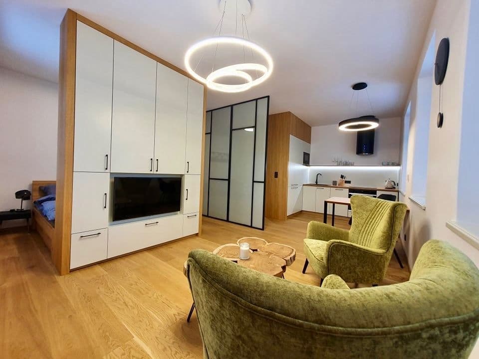 Pronájem bytu 1+kk 35 m², Hvězdná, Jablonec nad Nisou, Liberecký kraj Pronájem bytu 1+kk 35 m², Hvězdná, Jablonec nad Nisou, Liberecký kraj