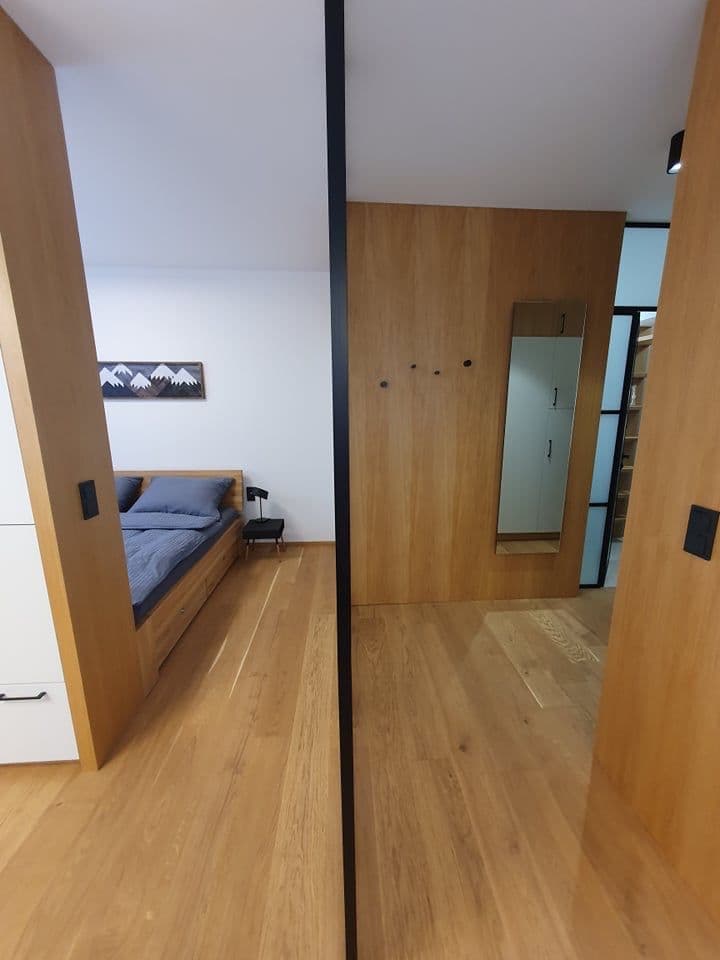Pronájem bytu 1+kk 35 m², Hvězdná, Jablonec nad Nisou, Liberecký kraj Pronájem bytu 1+kk 35 m², Hvězdná, Jablonec nad Nisou, Liberecký kraj