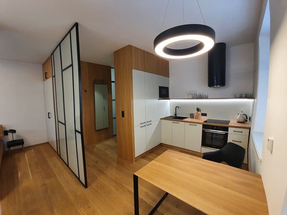 Pronájem bytu 1+kk 35 m², Hvězdná, Jablonec nad Nisou, Liberecký kraj Pronájem bytu 1+kk 35 m², Hvězdná, Jablonec nad Nisou, Liberecký kraj