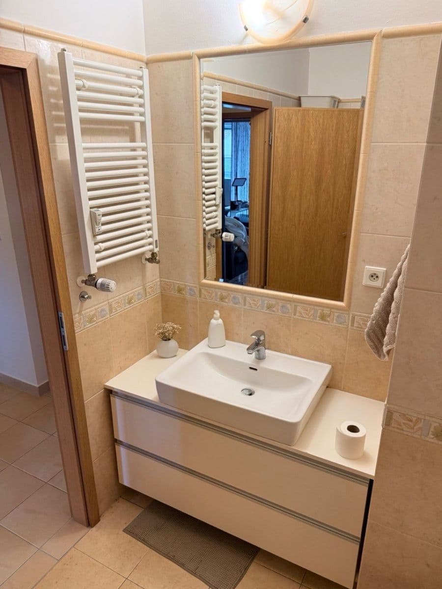 Pronájem bytu 1+kk 35 m², Nad Šestikopy, Praha, Praha Pronájem bytu 1+kk 35 m², Nad Šestikopy, Praha, Praha